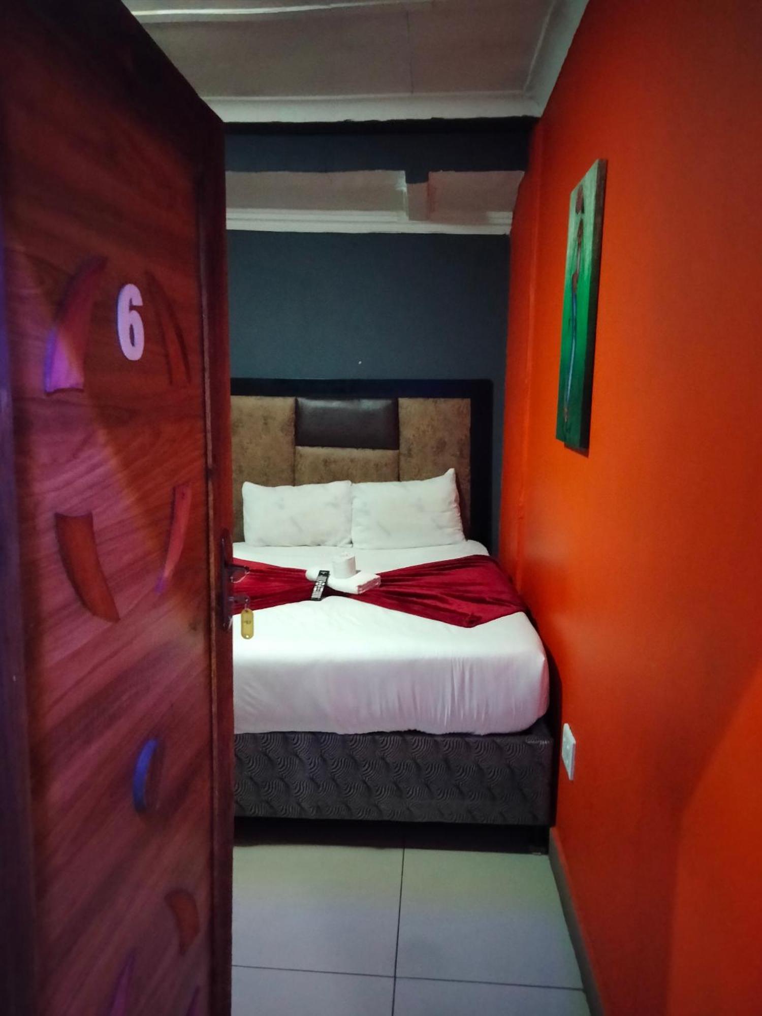 Garden Point Hotel Johannesburg Bagian luar foto